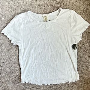 Tilly’s Tops | Bozzolo Ribbed Lettuce Edge Women’s Top | Size M